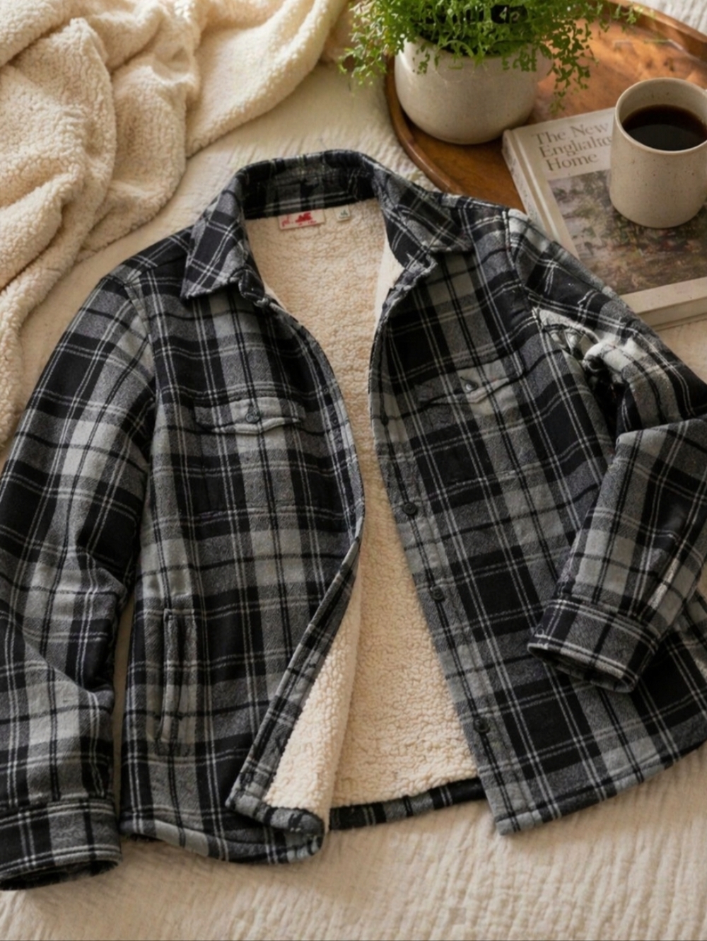 L.L. Bean Women's Large Faux Sherpa Fleece Lined Jacket